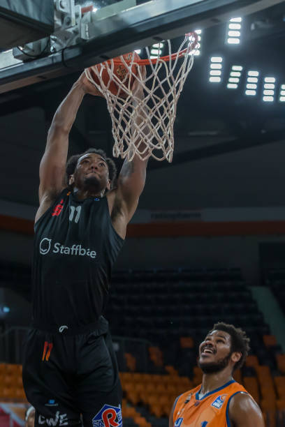 8天6场高 8天6场高